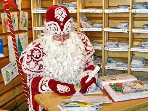 Өвлийн өвгөнөөс хүүхдүүд ухаалаг утас, томчууд эрүүл мэнд хүсжээ