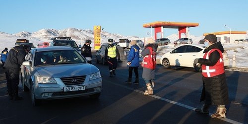 Товчоодоор хот руу 5443 иргэн нэвтэрч, 7021 иргэн гарсан байна