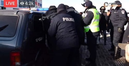 МҮОНРТ-ийн ажилчдыг саатуулсныг суллахыг шаардлаа