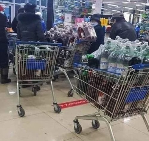 Шагчид бөөндөж авсан бараагаа буцаахаар шогтов