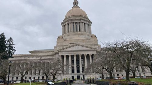 Үл мэдэгдэх этгээдүүд Капитолийн ордныг онгоцоор мөргөнө гэж сүрдүүлжээ