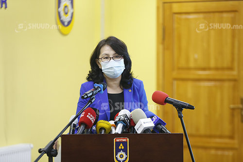 Л.Цэдэвсүрэнг БШУЯ-ны Төрийн нарийн бичгийн даргаар томилжээ