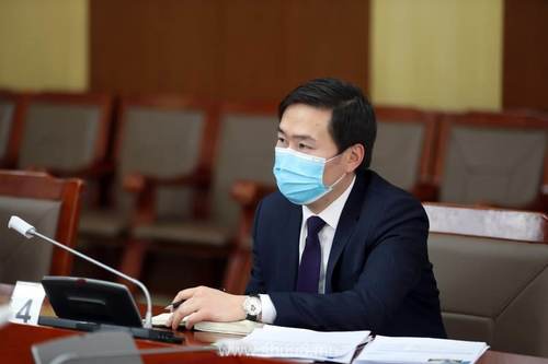 Б.Батдавааг Үндэсний статистикийн хорооны даргаар томилов