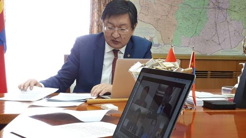 Үсчин, гоо сайханчдыг шинжилгээнд хамруулахыг үүрэг болголоо