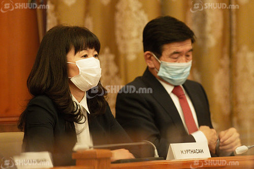 М.Оюунчимэг: Н.Уртнасан сайд аа, ажлаа мэдэж ярь