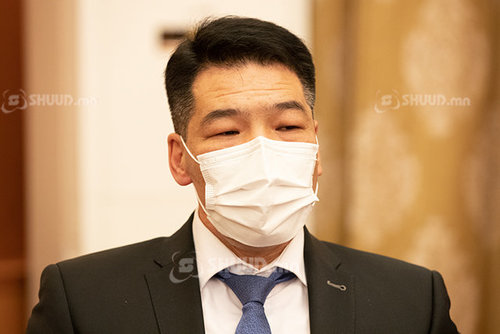 С.Энхболд: Эрүүл мэндийн салбарын ажилчдын цалинг 20 хувиар нэмэхээр ярилцаж байна