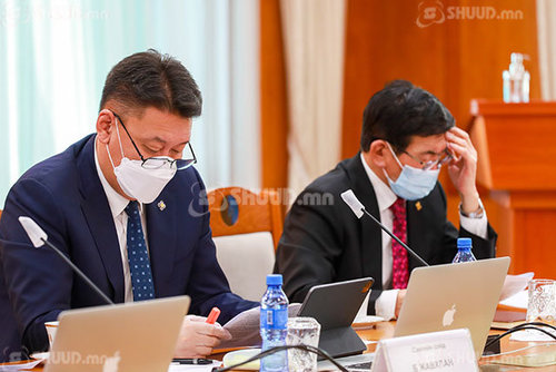 ШУУД: Иргэн бүрт 300 мянган төгрөг олгох гэж өр тавиагүй