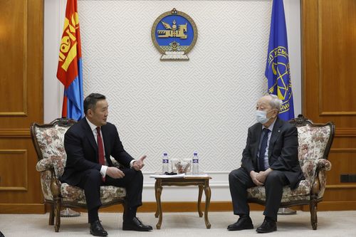 Ерөнхийлөгч Х.Баттулга Үндсэн хуулийн цэцэд хүсэлт гаргалаа