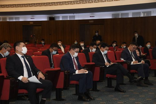 Улсын төсөв 4.5 их наяд төгрөгийн алдагдалтай., 68.9 мянган ажлын байр үгүй болжээ