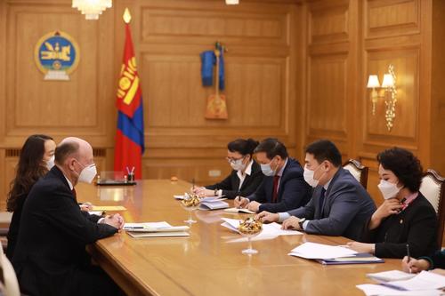 “Стратегийн түншлэл”-д хүргэхийн төлөө бүх талаар идэвхтэй хамтарч ажиллана