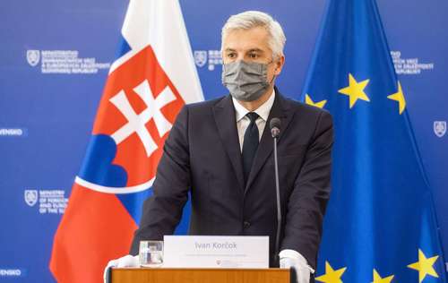 Словак ЕХ-ны орнуудаас үлдэгдэл вакцинуудыг нь гуйна