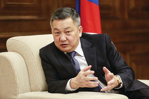 З.Энхболд: Дуудахаа болиод ингээд яллачихдаг болсон юм уу