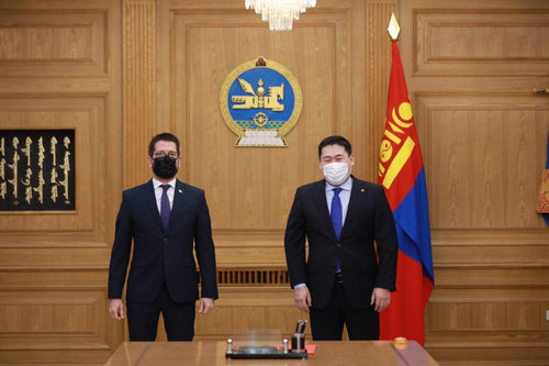 Куба улсын Элчин сайдыг хүлээн авч уулзав