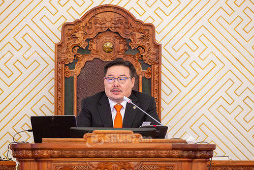 УИХ-ын дарга Г.Занданшатар Монголбанкны удирдлагуудад хатуу сануулга өглөө