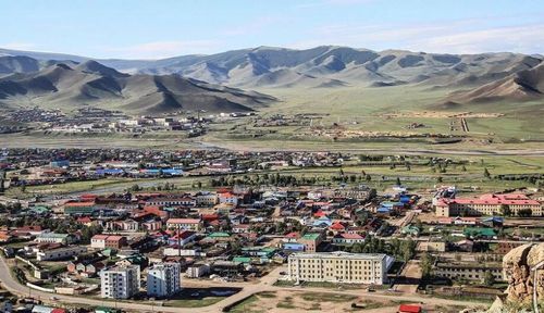 Завхан аймгийн Улиастай суманд 1600 метр замыг 200 саяар тавина