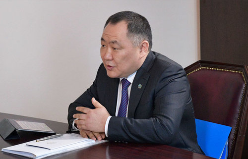 Тувагийн тэргүүн өөрийн хүсэлтээр огцров