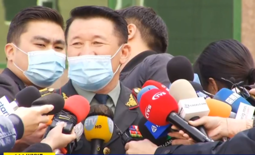 Ш.Лхачинжав: Амиа алдсан харуулын дарга шилдэг албан хаагч байсан