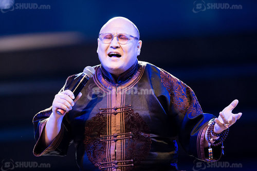 Дуучин Т.Дэлгэрмөрөнд холбогдох хэргийн шүүх хуралдаан хойшилжээ