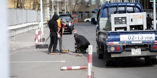 Нийтийн эзэмшлийн газрыг чөлөөлөх ажил Их тойрууд үргэлжилж байна
