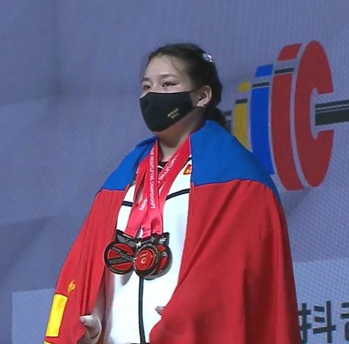 М.Анхцэцэг Азийн аваргаас хүрэл медаль хүртлээ