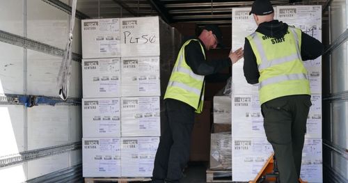 АНУ, Их Британи улс Энэтхэг рүү яаралтай тусламж илгээжээ