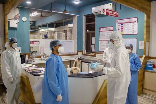 COVID-19: ДЭМБ Энэтхэгт туслуулахаар 2600 эмнэлгийн ажилтныг илгээв