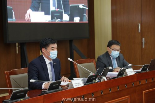 Цэцийн дүгнэлтийг маргааш хэлэлцэхээр түр хойшлуулав