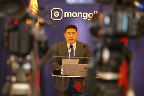 ШУУД:  “Е-Mongolia”-ийн үйлчилгээний төв нээгдлээ
