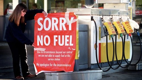 АНУ-ын дөрвөн муж бензингүй болжээ