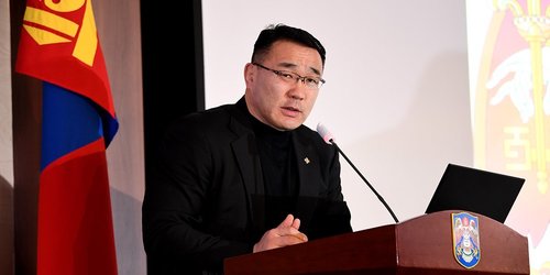 Хотын дарга ирэх жилүүдэд хийх ажлаа нийслэлээс сонгогдсон УИХ-ын гишүүдэд танилцууллаа