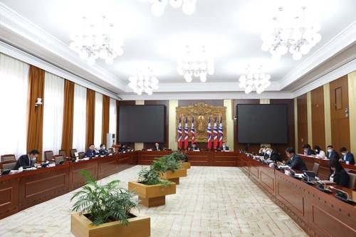 АН: Ерөнхийлөгчийн сонгуулийн хуулийн заалтыг бүрхэгдүүлж байна