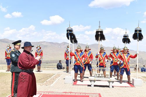 Бүх цэргийн Их хар сүлдийг цэнгүүлэх тайлгын ёслол боллоо