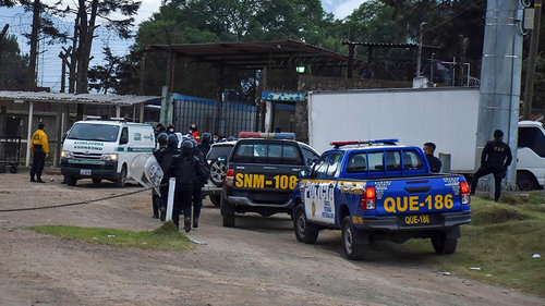 Гватемала: Шоронд үймээн гарч, зургаан хүнийг хөнөөжээ