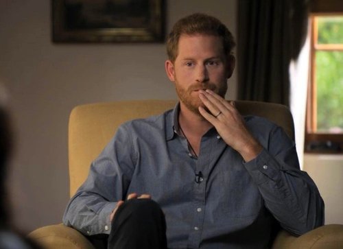 Ханхүү Харри: Ээжийгээ нас барснаас болж би их уудаг болсон