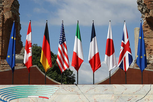 G7-ийн орнууд дэлхий даяар нэг тэрбум тун вакцин хандивлана