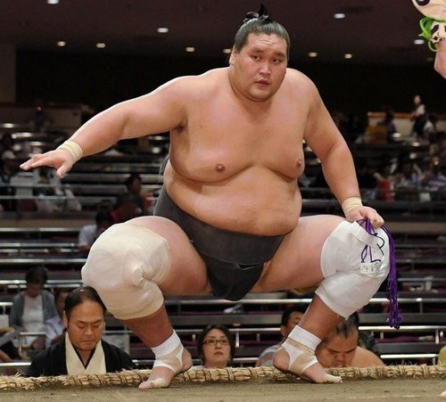 Kyodo: Тэрүнофүжи Ган-Эрдэнэ зүүн жигүүрийг тэргүүлнэ