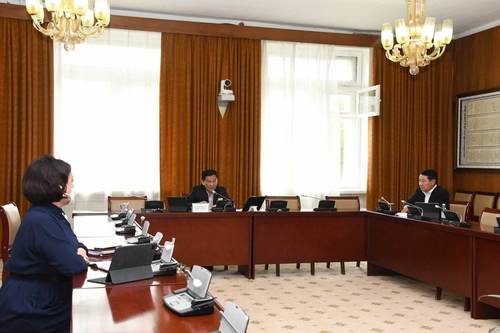 Б.Солонго: Оюутолгойн хөрөнгө оруулагчтай хийж буй хэлэлцээрт ахиц гараагүй