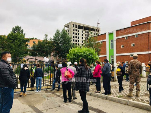 Сурвалжлага: ПИ СИ АР шинжилгээний лабораторийн хүчин чадал хүрэлцэхгүй байна