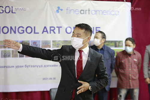 ВИДЕО: Уран бүтээлчдийн бүтээлийг дижитал хэлбэр лүү шилжүүлж байна