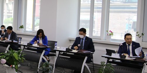 УИХ-ын гишүүд Төрийн албаны зөвлөлд ажиллав