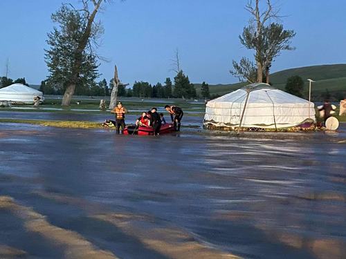 Архангай аймгийн Урд тамирын гол олон жилийн дунджаас 80 см ахиу болжээ