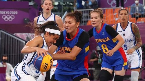 ТОКИО-2020: Манай 3х3 сагсан бөмбөгийн баг Италид 15-14 харьцаагаар хожигдлоо