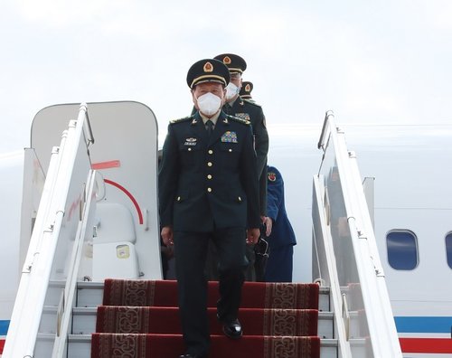 БНХАУ-ын Батлан хамгаалахын сайд Монголд айлчилж байна