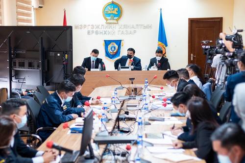 Вирусийн эсрэг эмийг эмийн сангууд цахимаар захиалж авах боломж бүрдлээ