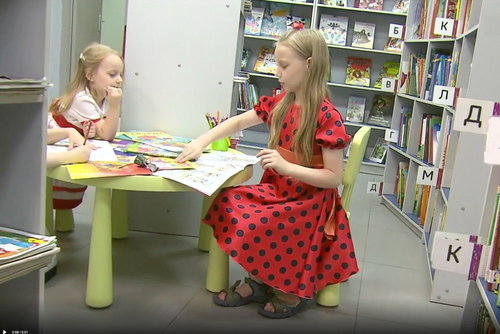 Есөн настай охин их сургуулийн шалгалтыг давжээ 