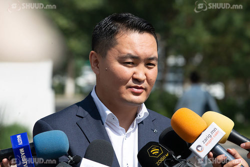 Ч.Өнөрбаяр: Том дэвсгэрт гаргах биш 20 мянгатыг гүйлгээнээс гаргавал зөв алхам болно