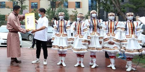 “Дээлтэй Монгол наадам” цахимаар болж, шилдгүүд тодорлоо