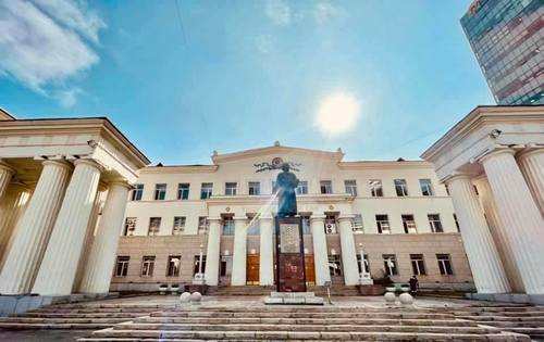 Үндэсний номын сан олон нийтэд үйлчилж эхэллээ