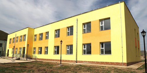 Жаргалант тосгонд 70 ортой дотуур байр ашиглалтад орлоо