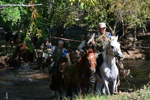 Орос, Монголын цэргүүд 100 км үргэлжлэх морин уралдаанаа эхлүүллээ
